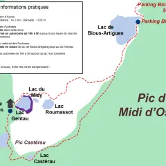 Carte du sentier des lacs d'Ayous, avec le refuge, les lacs et le Pic du Midi d'Ossau. Parking payant à Bious-Artigues.