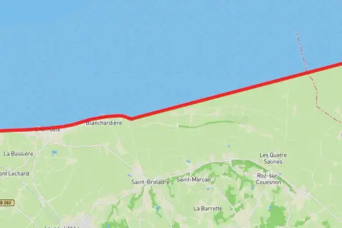 Carte d'un itinéraire cyclable, le gr tour de bretagne, longeant la côte de la Manche, de Le Vivier-sur-Mer jusqu'au Mont-Saint-Michel.